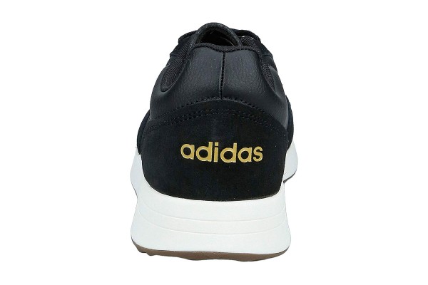 Кроссовки Adidas EE9758