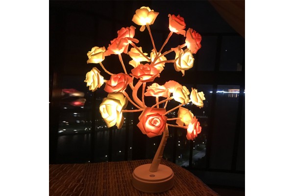 Декоративный светильник дерево