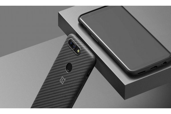 Чехол бампер Protective Case Karbon для OnePlus 5T (фирменные)