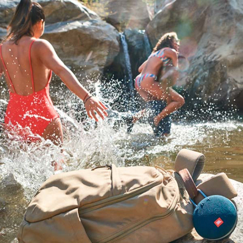 Портативная колонка JBL Clip 3