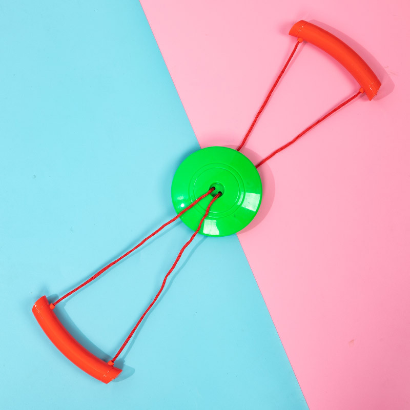 Детская игрушка "Крутильный маятник"