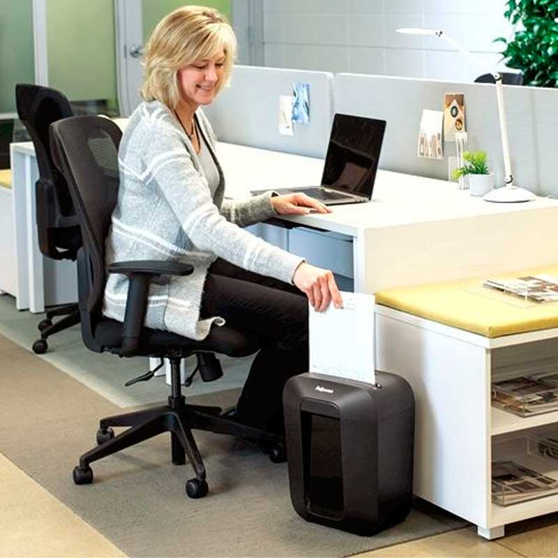 Шредер Fellowes Power Shred LX41