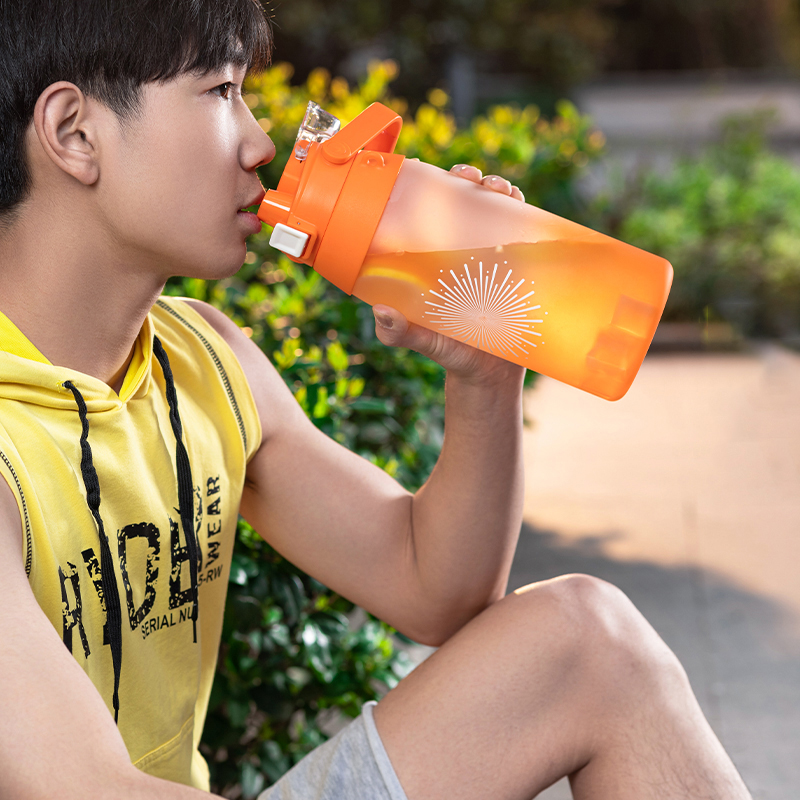 Спортивная бутылка для воды Xiaomi Custom Sports Bottle 1400 мл