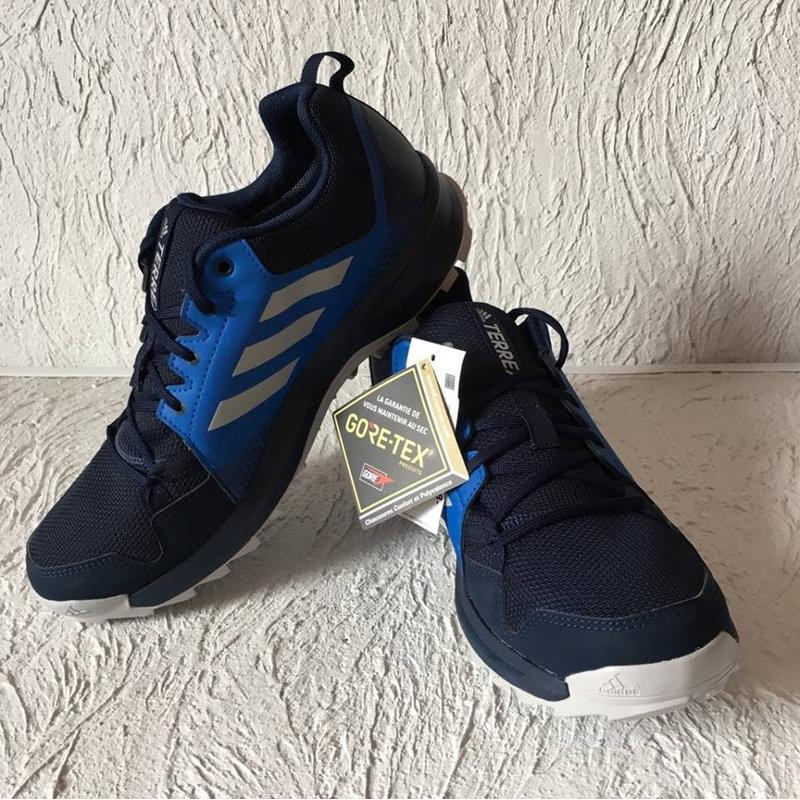 Кроссовки Adidas CM7594