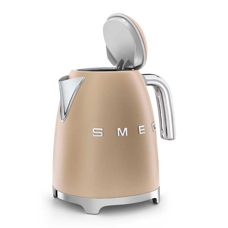 Электрический чайник Smeg KLF03CHMEU