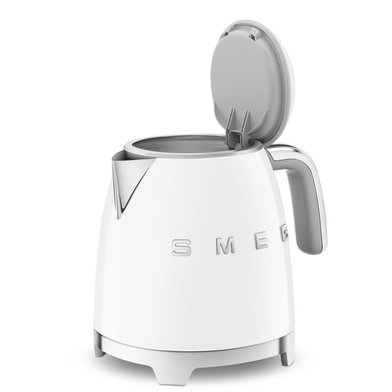 Электрический чайник Smeg KLF05WHEU